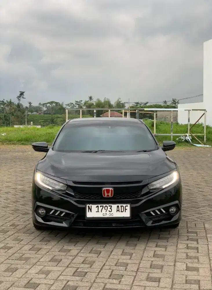 Di jual Civic ES Turbo CVT 2017