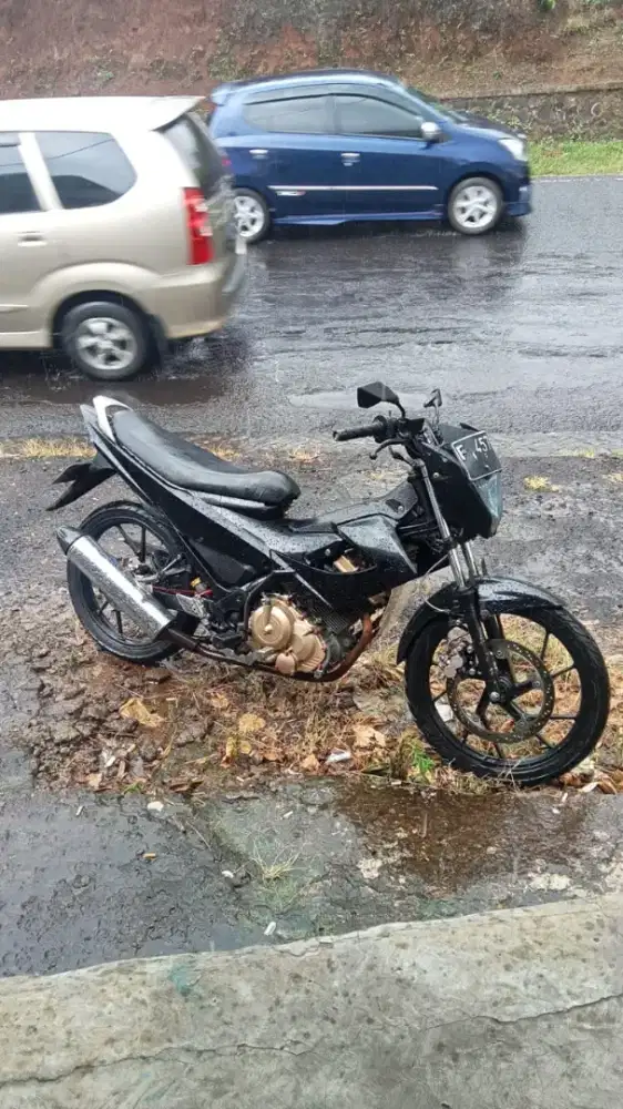 dijual fu abu2 hitam 2011