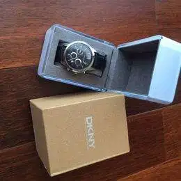 Jam Tangan DKNY Hitam Gubeng