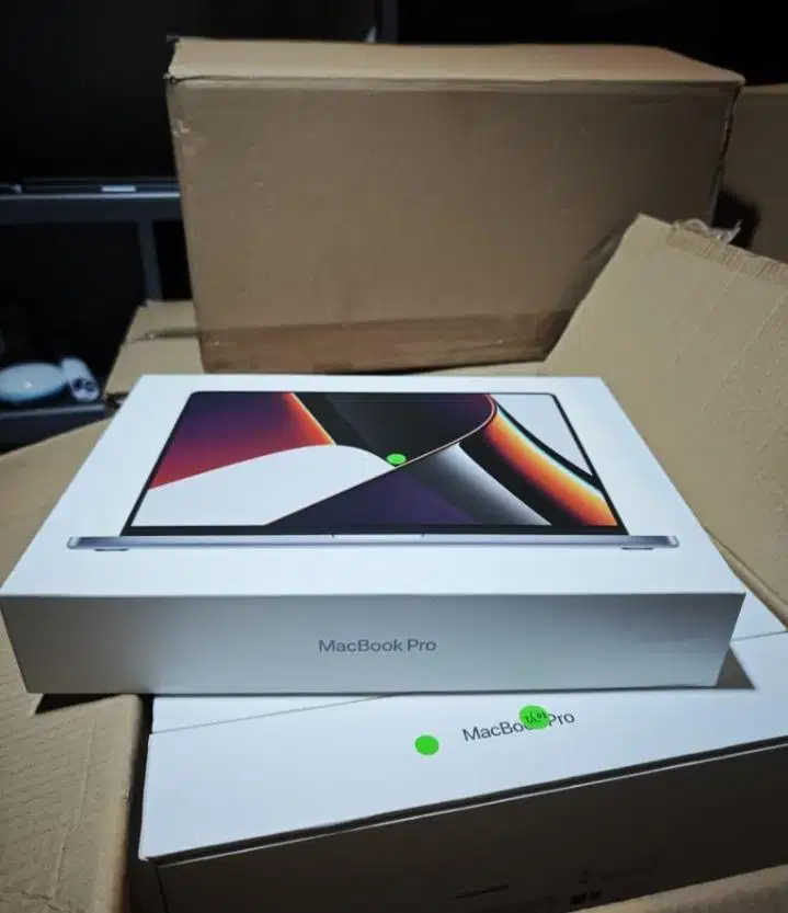 NEW BNOB NO MINUS MACBOOK PRO M1 2021