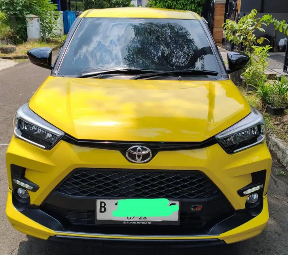 Toyota Raize 1.0 Turbo GR Sport CVT One Tone AT Kuning NIK 2022 KM16rb