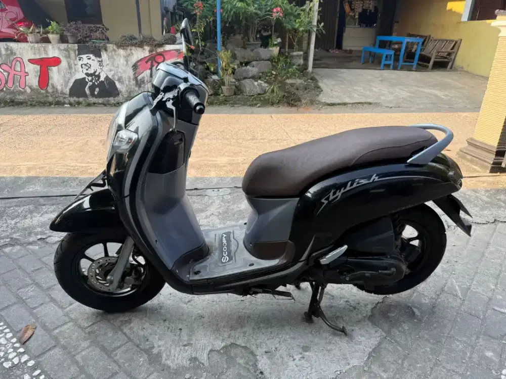 Scoopy THN 2020 plat AB sleman