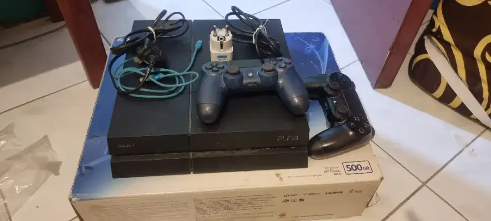 JUAL CEPAT PS4 FAT 500GB