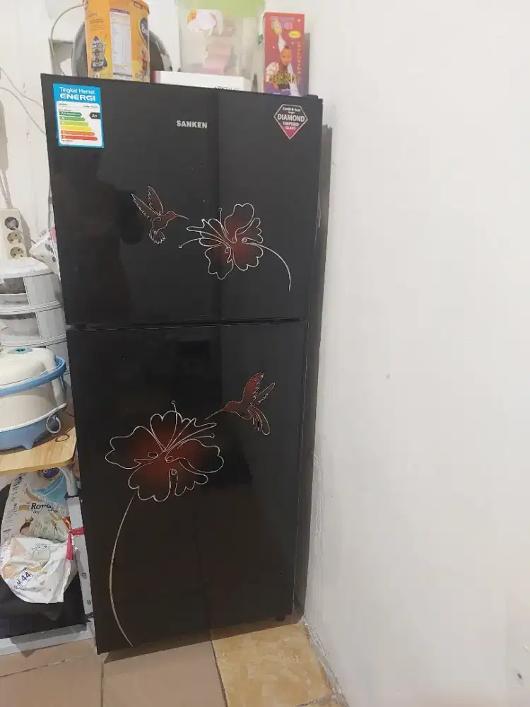 Kulkas sanken 2 pintu