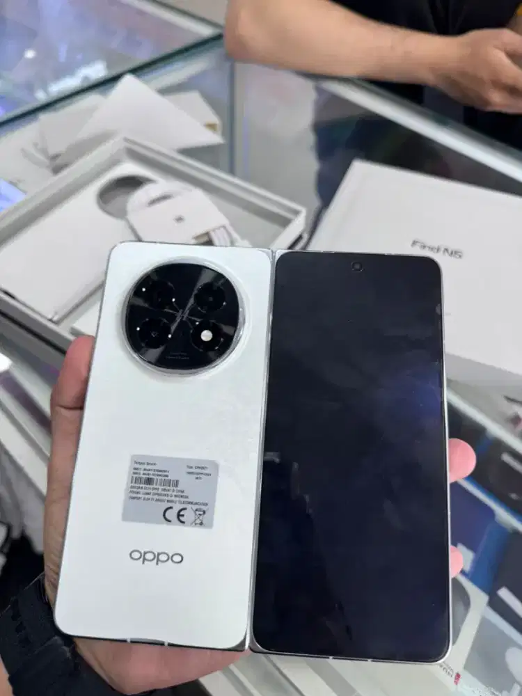 Oppo Fold Find N5 16/512gb Fullset Mulus. Garansi On April 2026.