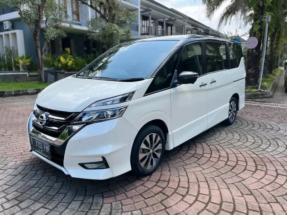 Serena HWS Matic 2022 Istimewa Low Km