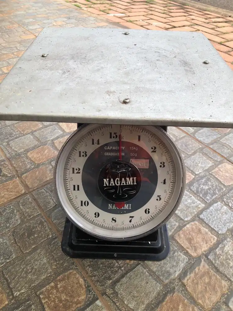 Timbangan duduk jarum NAGAMI 15 kg