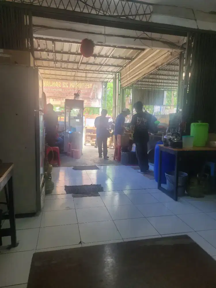 Dibutuhkan segera staf produksi dan kitchen helper