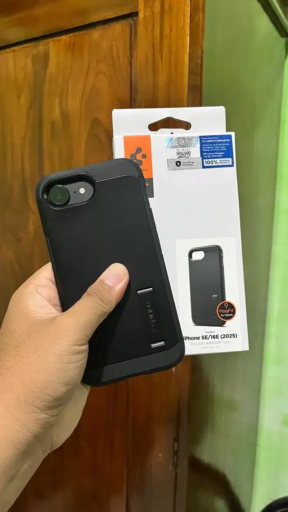 spigen tough armor case iphone 16e