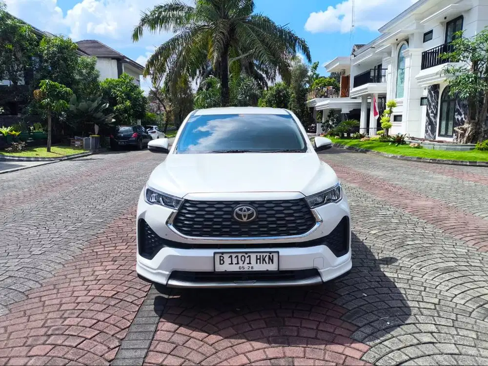 INNOVA ZENIX V MATIC 2022 ISTIMEWA