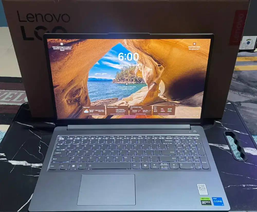 Laptop Lenovo LOQ 15IAX9 (baru beli 1 November)
