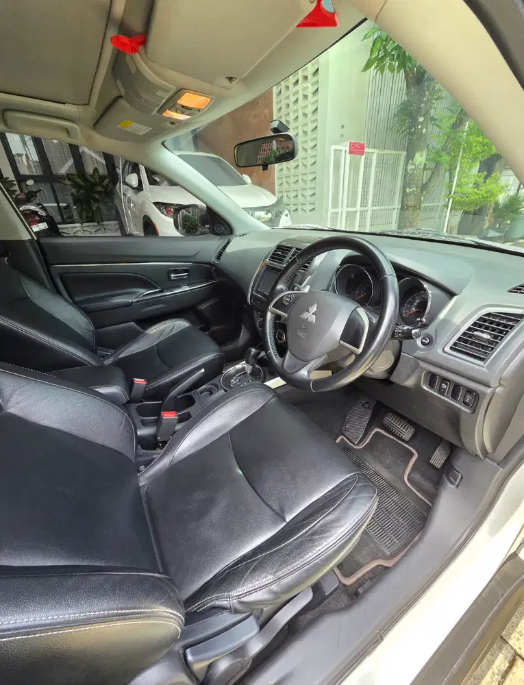 Mitsubishi Outlander 2015 Bensin