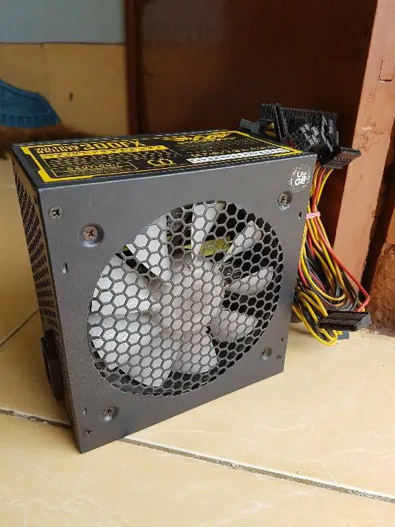 PSU Armageddon Voltron Bronze 300FX RGB 550w