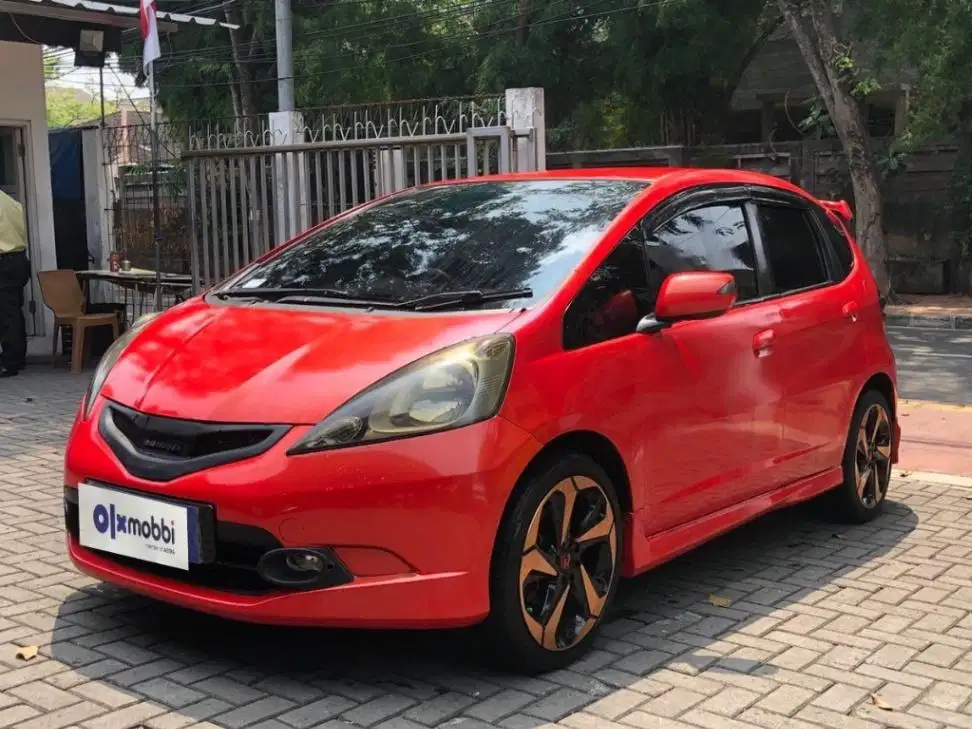 TDP 6,JT Honda Jazz 1.5 E Bensin-MT Hitam 2012