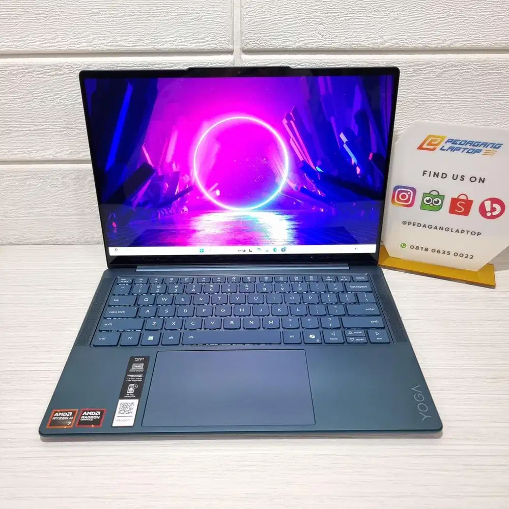 Lenovo Yoga Slim 7 14AKP10 AMD RYZEN AI 7 350 32GB/1TB WQXGA OLED