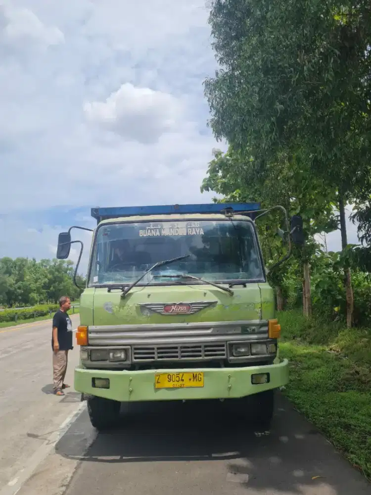 Hino rangers FF 173 NA LOAD BAK