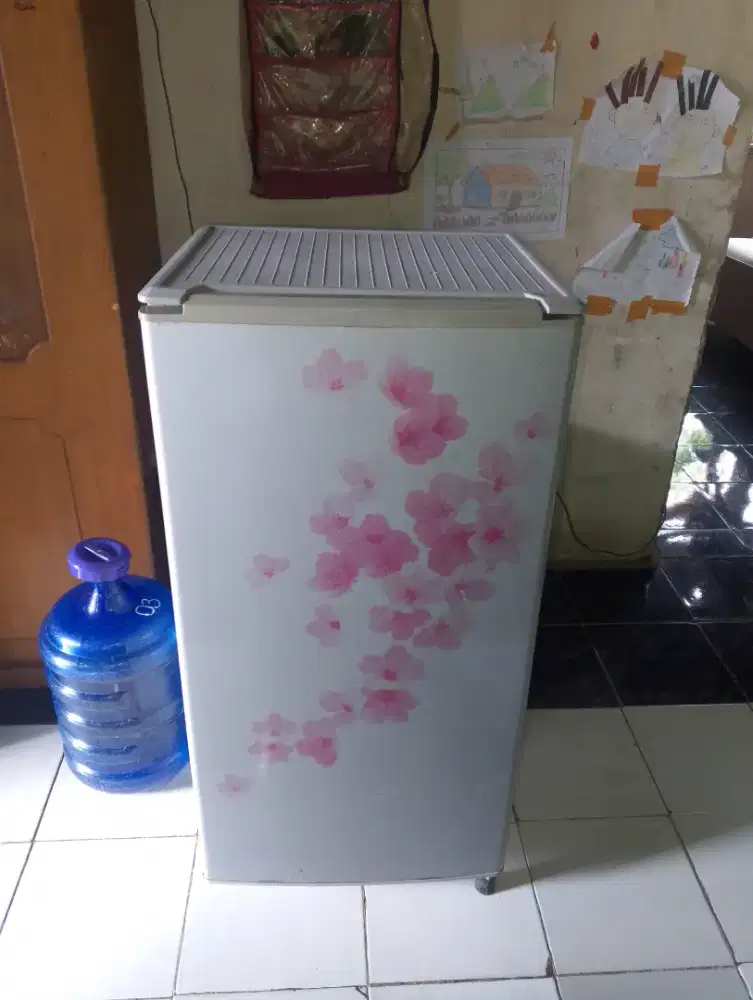 Kulkas Aqua 1 pintu normal