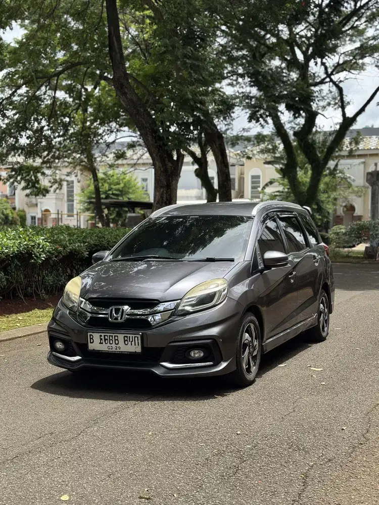 Honda Mobilio RS 2016,LOW KM,Abu Metalik. Harga CASH 135 Juta NEGO