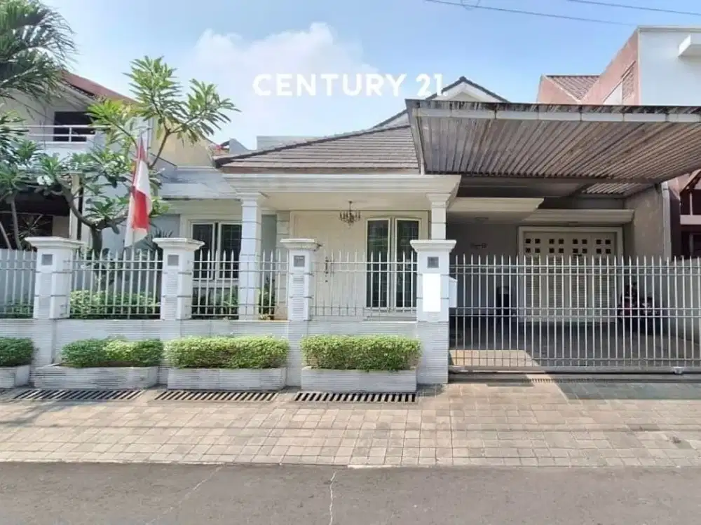 Rumah siap huni ,aman dan asri, one gate system dijual area Bintaro Jakarta Selatan lokasi strategis