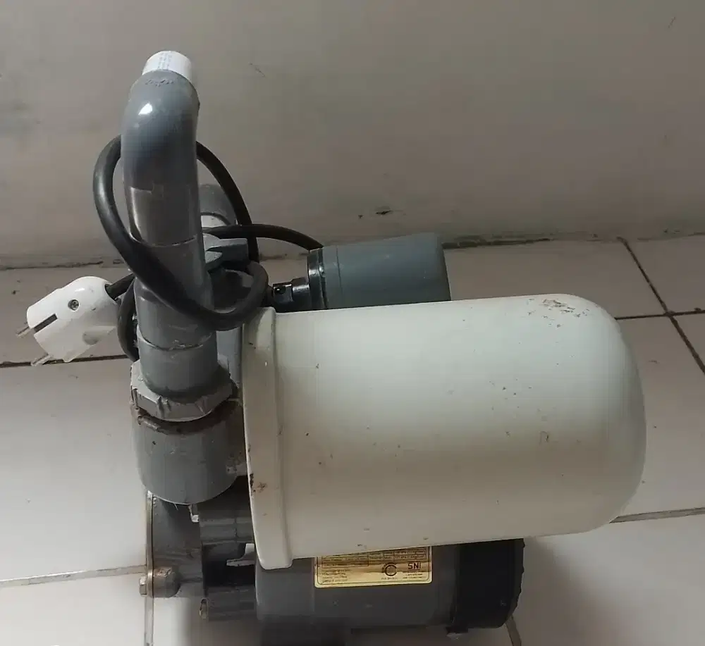 Pompa air  otomatis