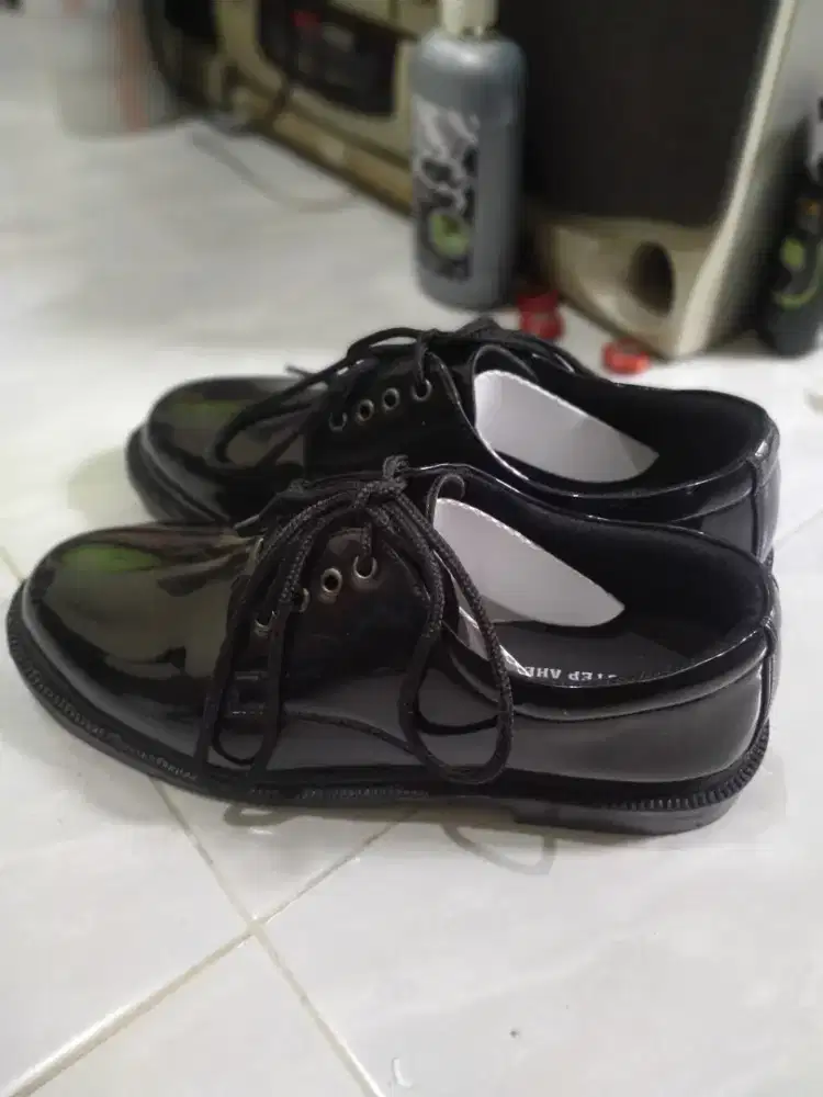 Sepatu pdh pendek size 42