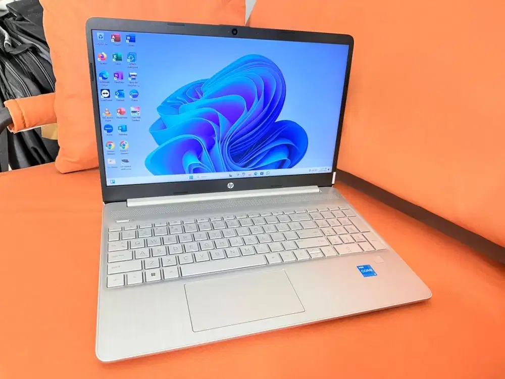Laptop Desain HP 15 Core i3 Gen 12 Ram 16