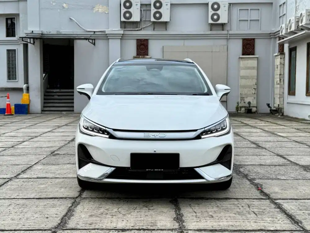 BYD M6 0.0 Superior Captain 6-seater 2024