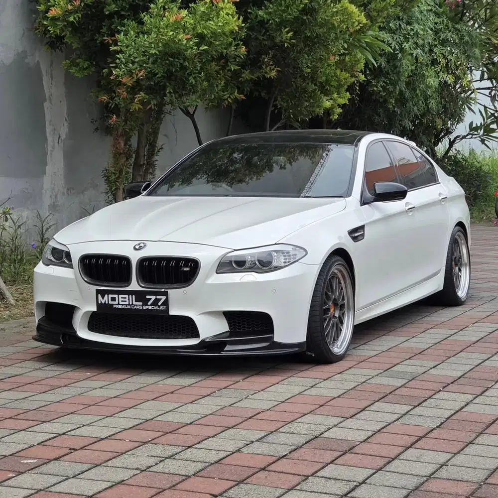 ODO 25rb - BMW M5 F10 4.4L - 2012 (Mint Condition)
