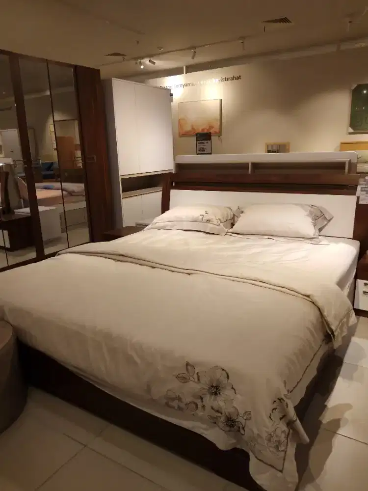 OLIN 5 KING BEDSET INFORMA - CICILAN RINGAN TANPA KARTU KREDIT