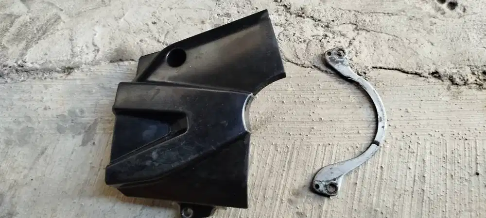 Cover gear depan absolute revo