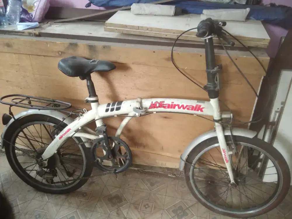 Sepeda lipat ace airwalk