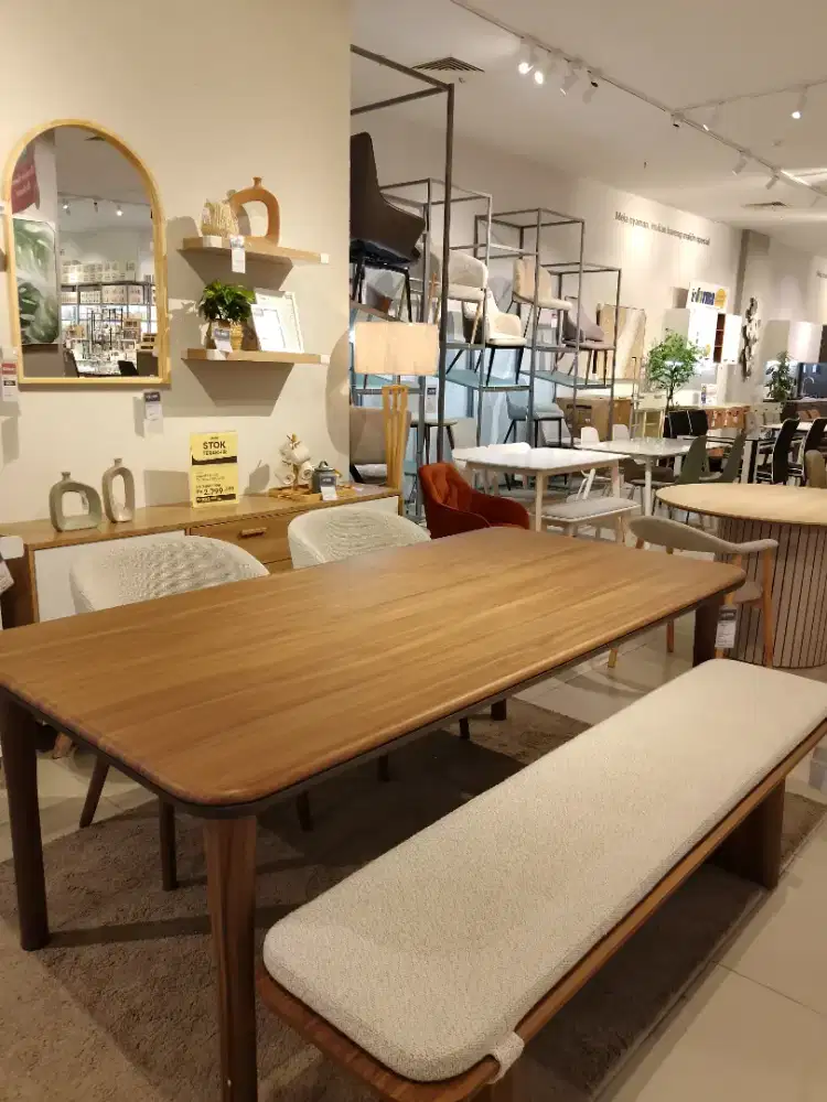 MEJA MAKAN (HANYA MEJA) INFORMA - CICILAN RINGAN TANPA KARTU KREDIT