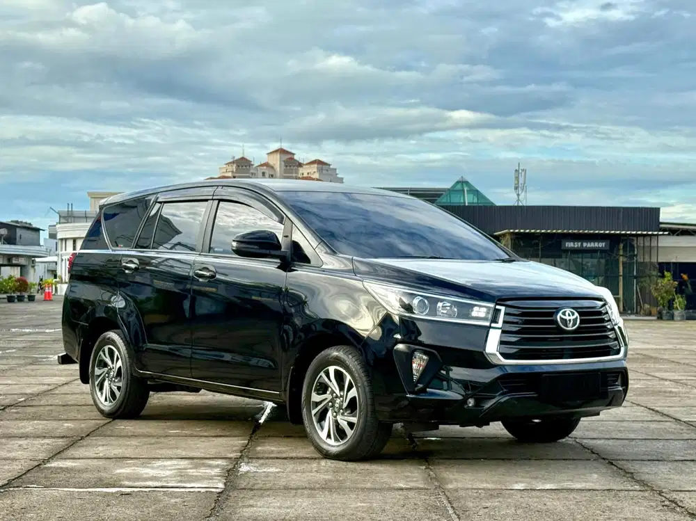 [ KM 35RIBU ] Toyota Kijang Innova V 2.4 Diesel 2022