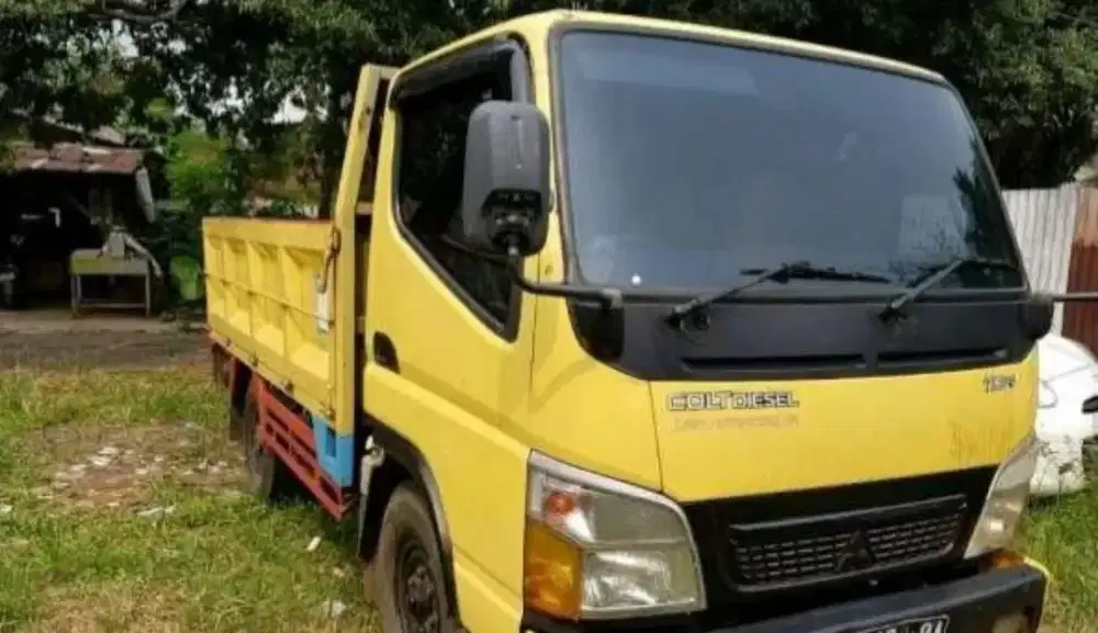 Mitsubishi Colt Diesel Canter 2008