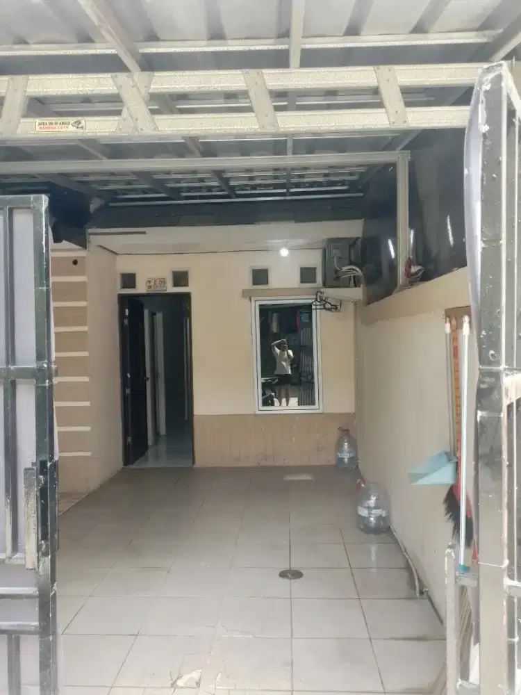 Disewakan Rumah area Perumahan Karadenan Sukahati