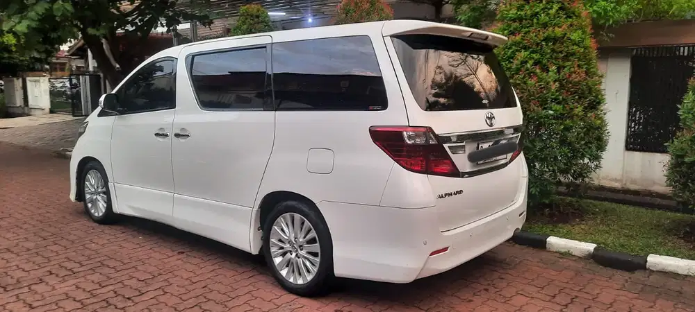 Toyota Alphard S CBU 2.4CC 2012