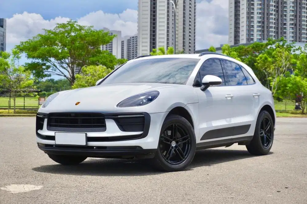 Porsche Macan 2.0L PDK Facelift 2014 Putih Best Deal