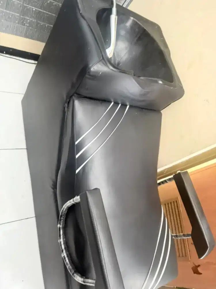 Tempat keramas salon