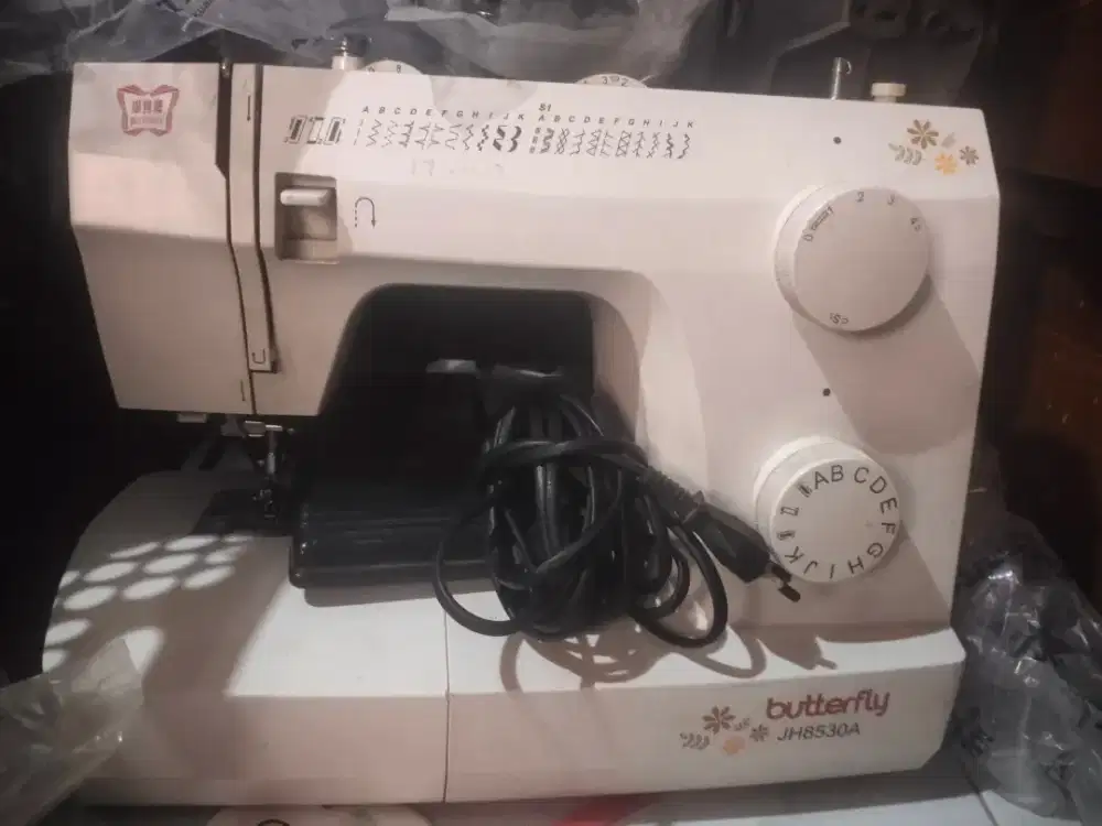 Mesin jahit bekas