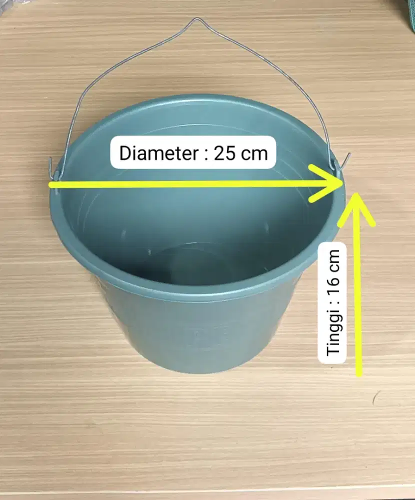 LOWONGAN KERJA — Content Creator & Online Sales