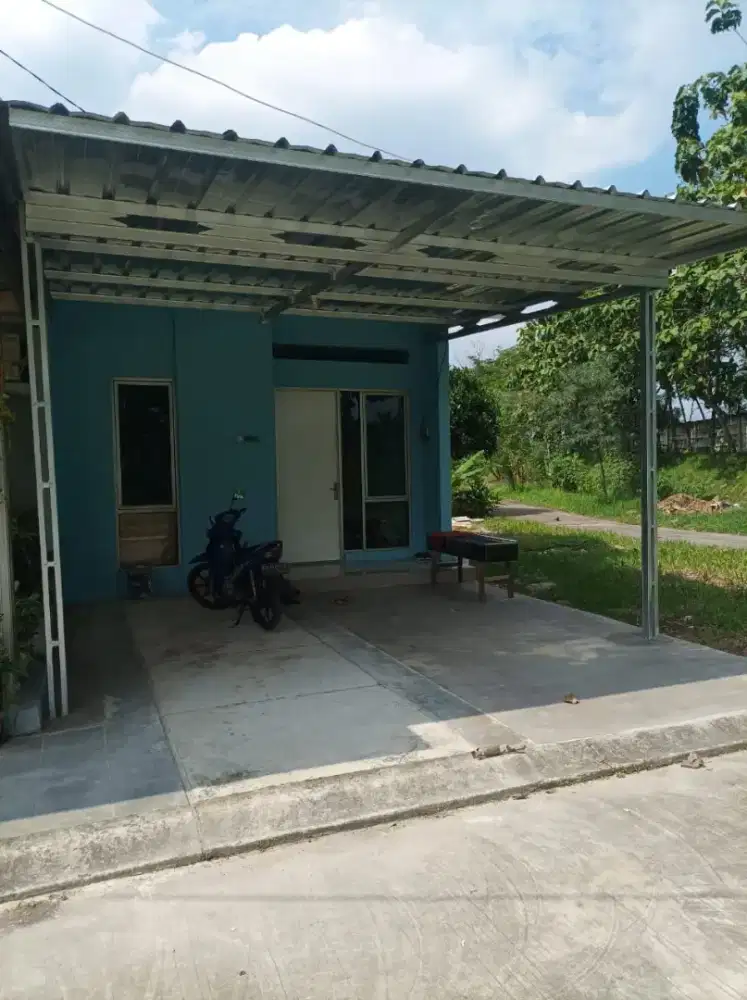 Dijual Rumah CLUSTER GENOVA