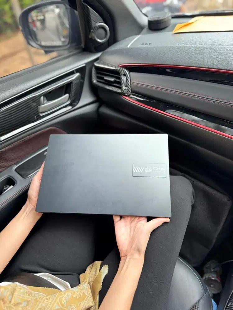 Dijual Notebook Asus Intel Core i3 E1404GA-FHD3821M