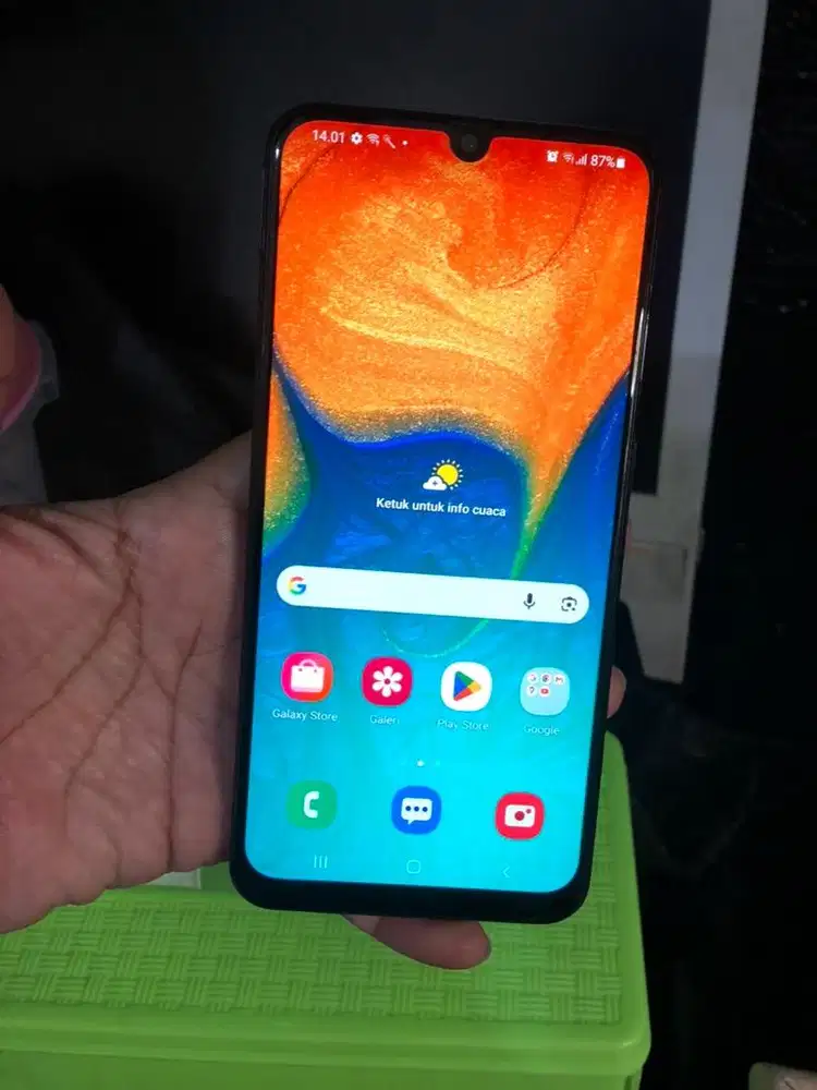 Samsung a30 4/64 amoled lcd ok