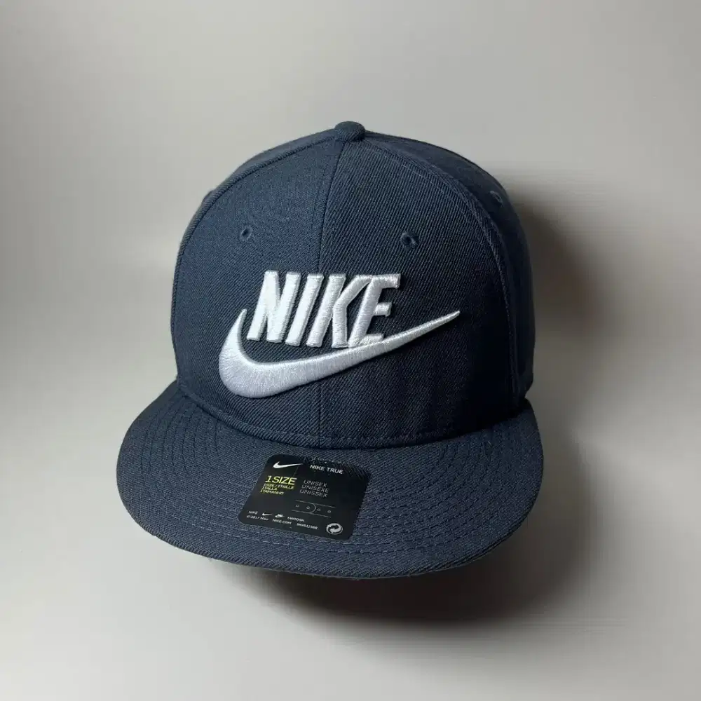 TOPI NIKE BIG LOGO