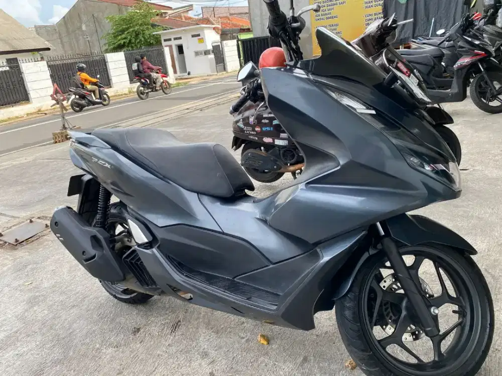 Honda pcx tahun 2022
