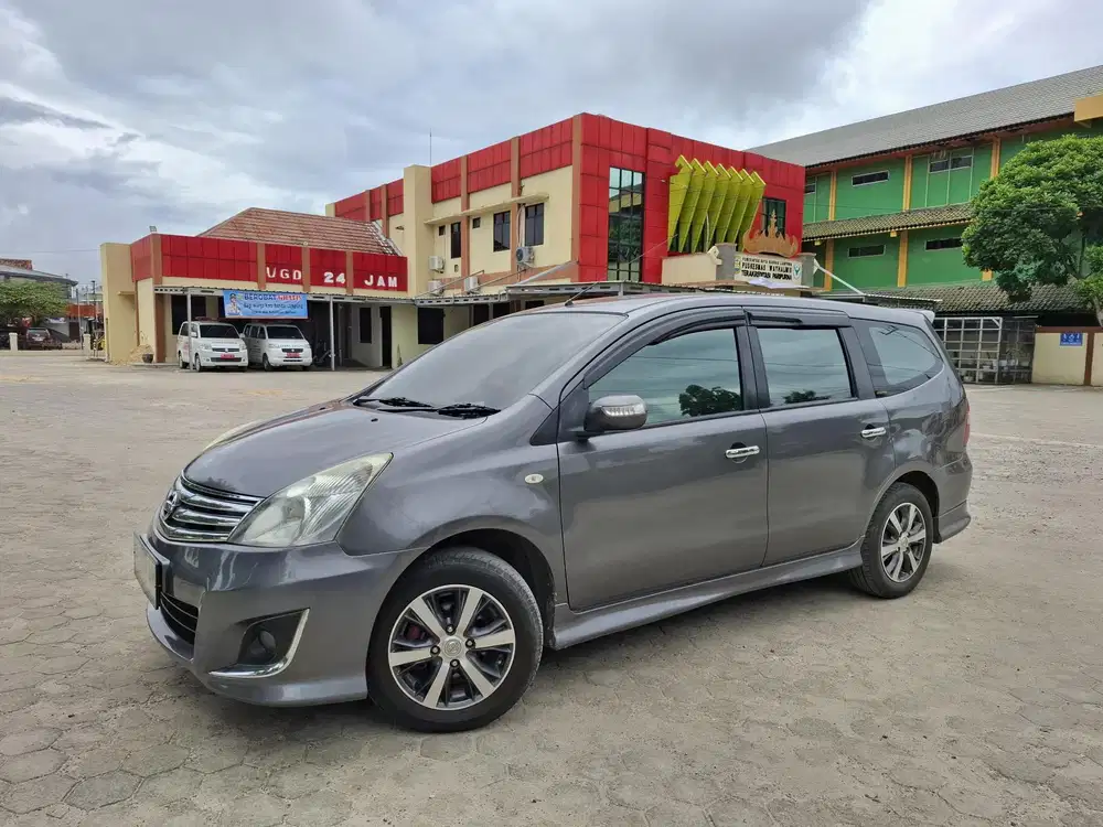 Nissan Grand livina HWS 1.8 M/T