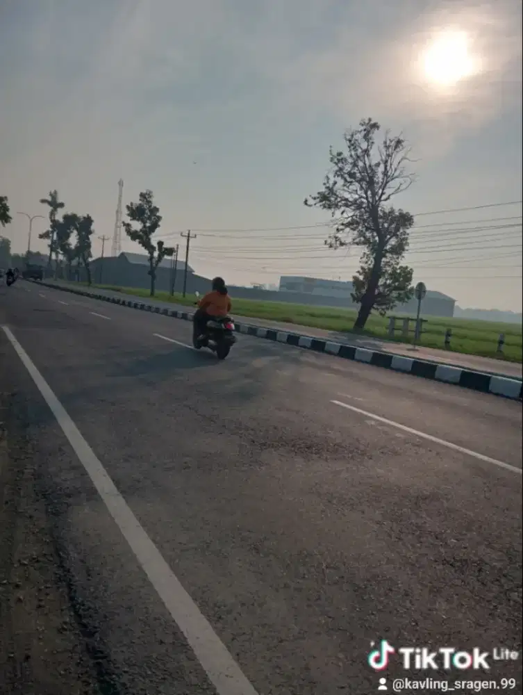 Tanah pinggir jl Nasional di Sragen
