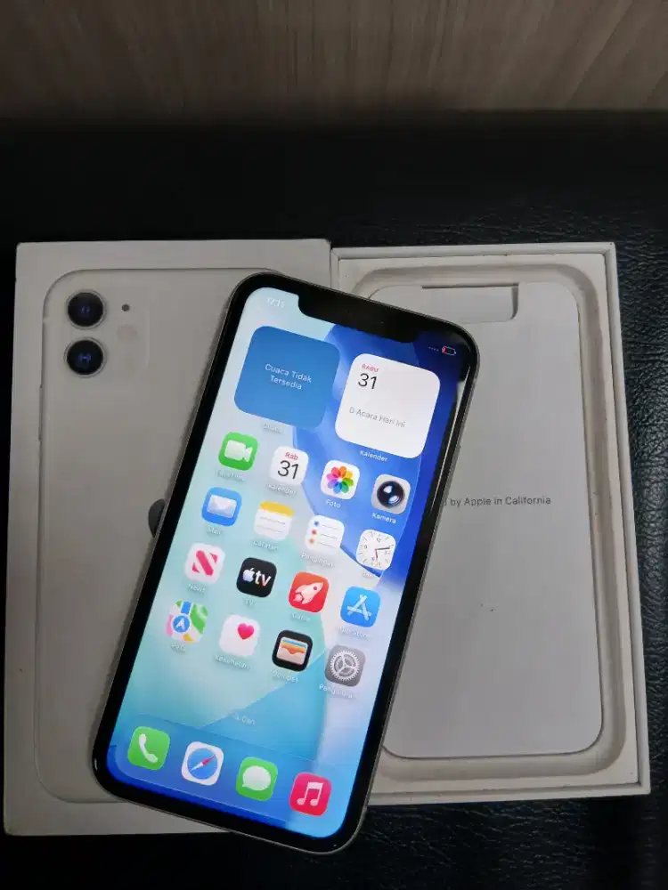 Iphone 11 putih 128gb inter ori allop