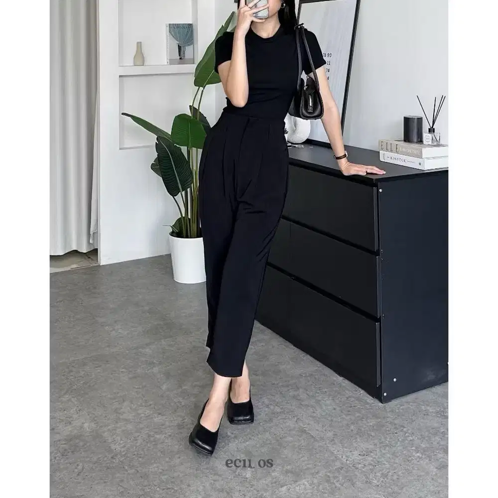 Ecinos Hour Pencil Pants