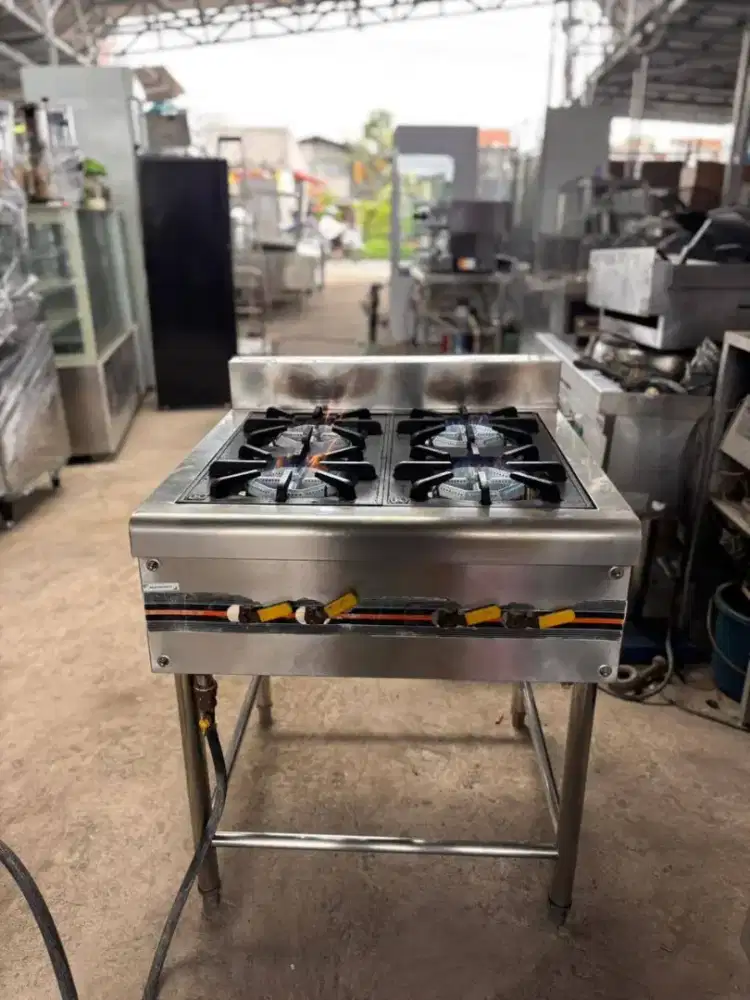 Kompor 4 tungku 
Medium pressure